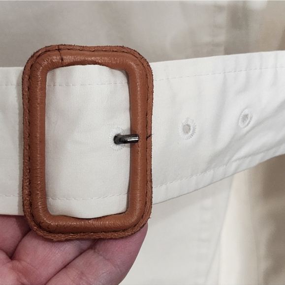 Banana Republic Trench Coat - Picture 13 of 15